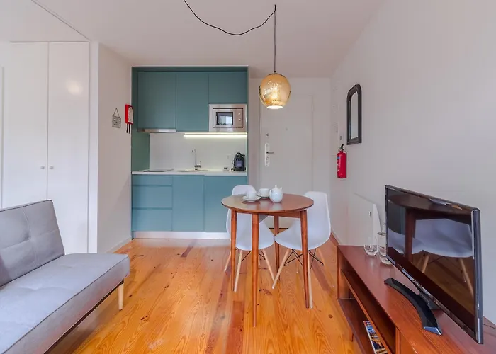 Διαμέρισμα Modern In With Balcony *