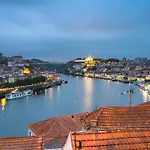 Modern In With Balcony Oporto