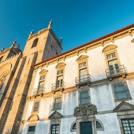 Modern In With Balcony アパート